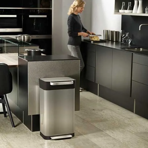 Compacteur à déchets Titan 30 L Joseph Joseph