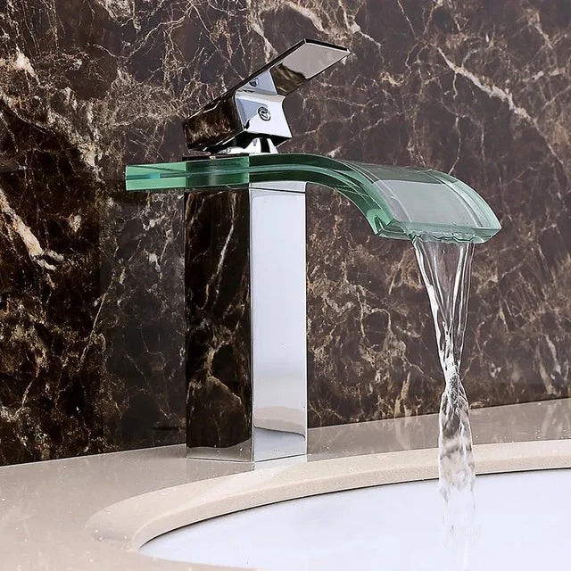 Robinet Cascade Luxe - StreamFlow - Salle de Bain
