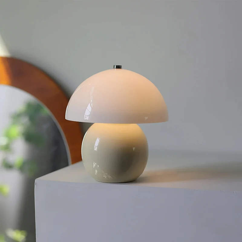 Lampe de Table Originale en Céramique