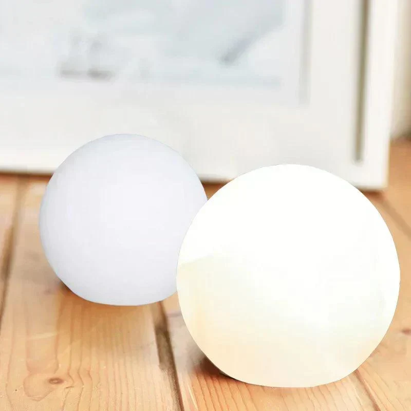 Lampe LED Solaire Élégante et Étanche