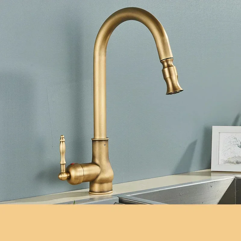 Robinet de Cuisine Retro en Bronze | Chic et Fonctionnel