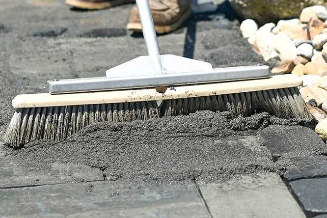 The Hydro Broom